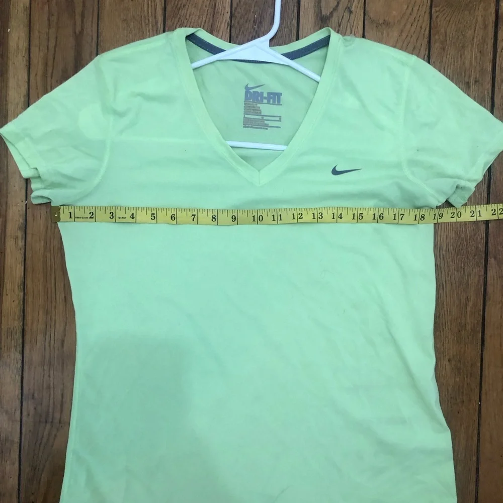 Nike Dri-FIT V-Neck Athletic Tee - Neon Size Large
